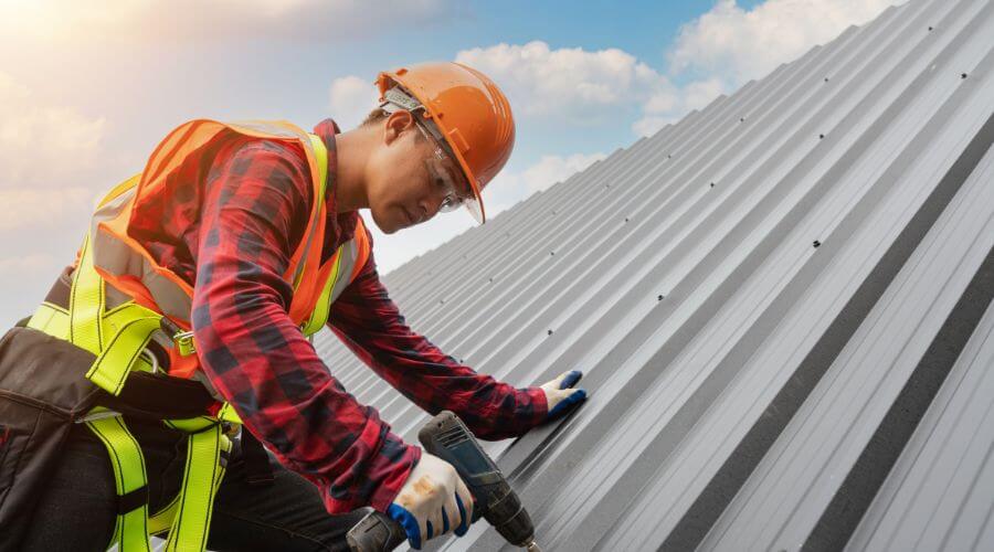 GAF roofing contractor in Kinross, MI